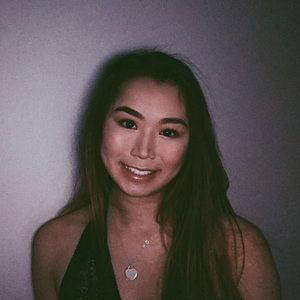 Meet your Posher, Selena